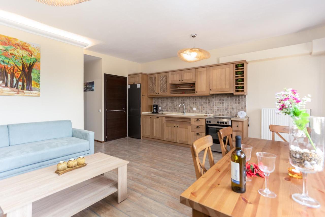 Twinstars Apartment With Courtyard And View Kalyves Polygyrou 외부 사진